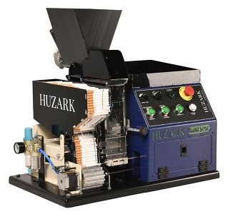 Huzark cigarette filling machines make a difference